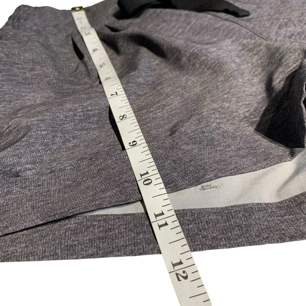 LULULEMON | Spring Break‎ Away Short II - Heathered Texture Printed Grey - Sz 6